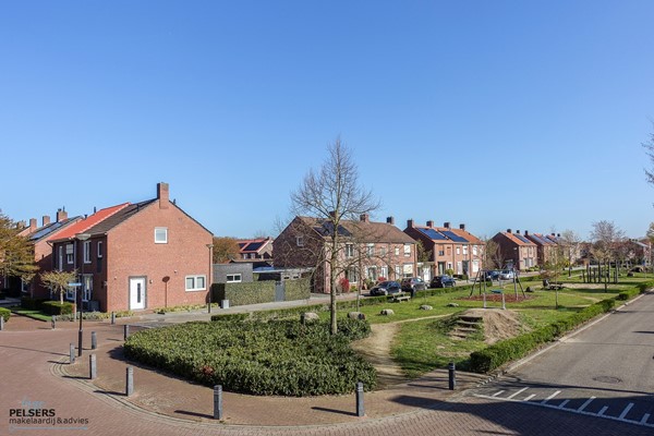 Medium property photo - Gouverneur Van Hovelllaan 28, 5953 CV Reuver